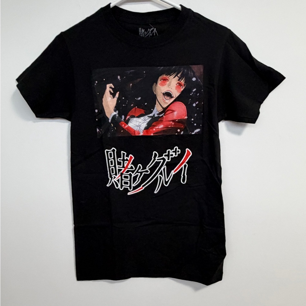 Hot Topic Black and Red  Anime Graphic Tee